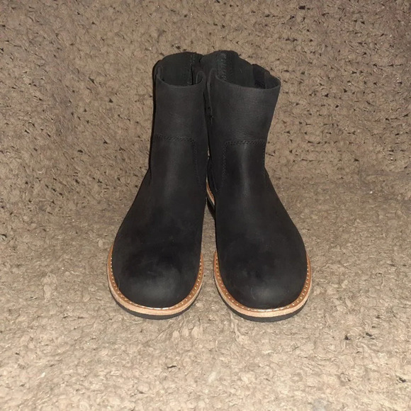 ROOTS-Canada-Black Nubuck Leather-THE SHORTY BOOT- Size 7-NEW/NO BOX - Picture 3 of 7